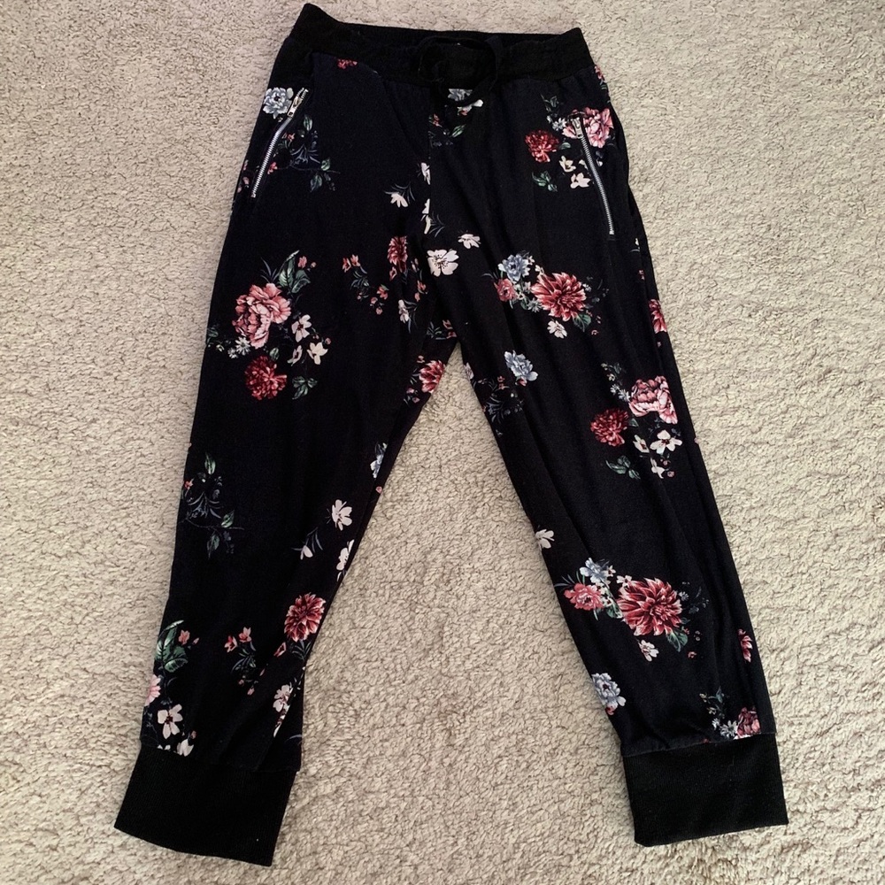 Women’s cropped jogger